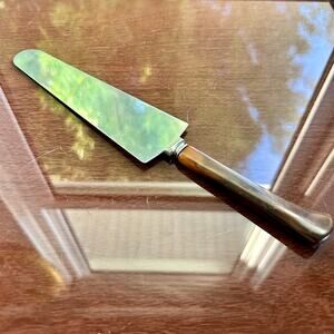 Vintage Pie & Cake Server with Butterscotch Bakelite Handle – 10” Spatula Knife